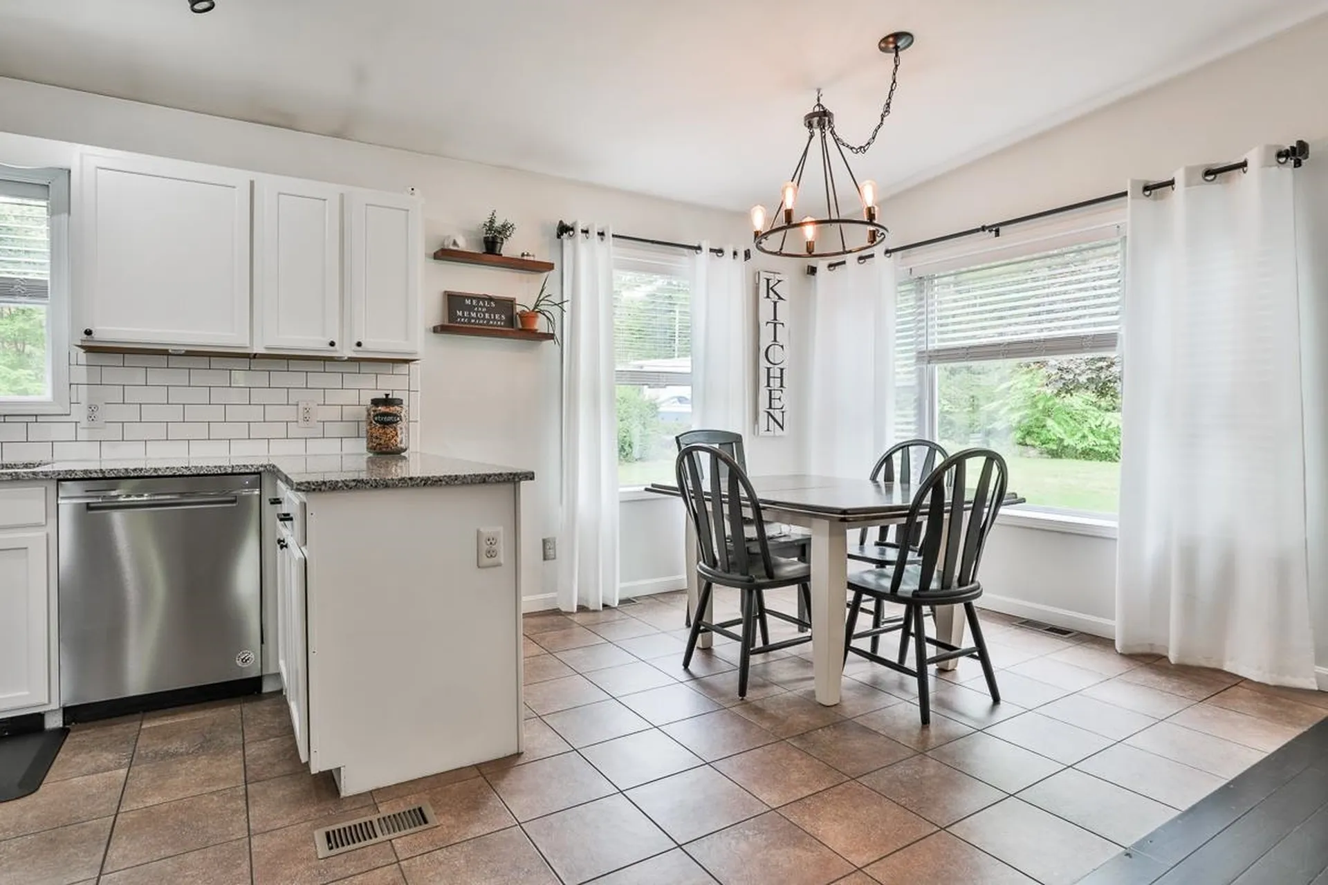 44 Hood Road Brookline NH 03033