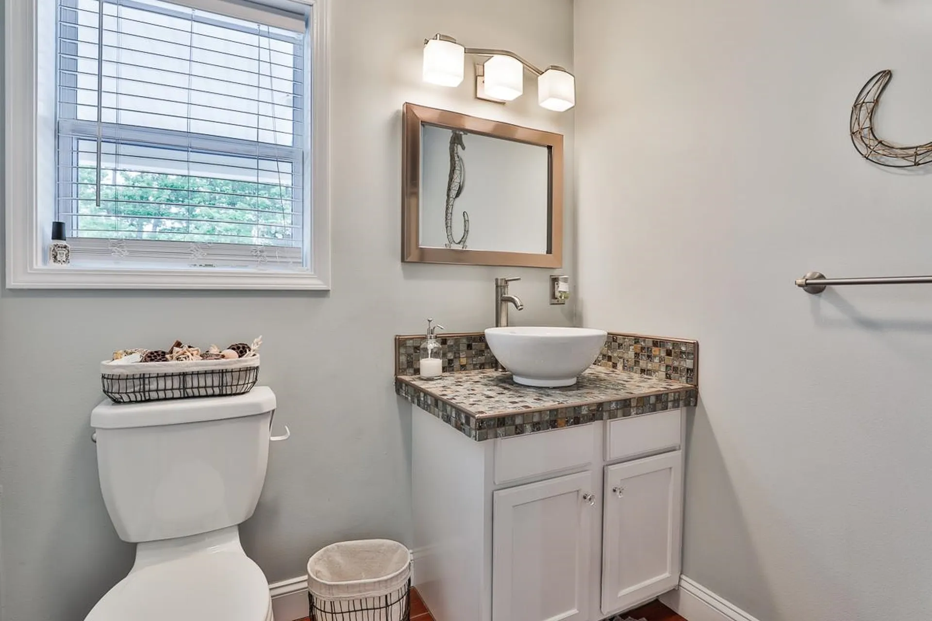 44 Hood Road Brookline NH 03033
