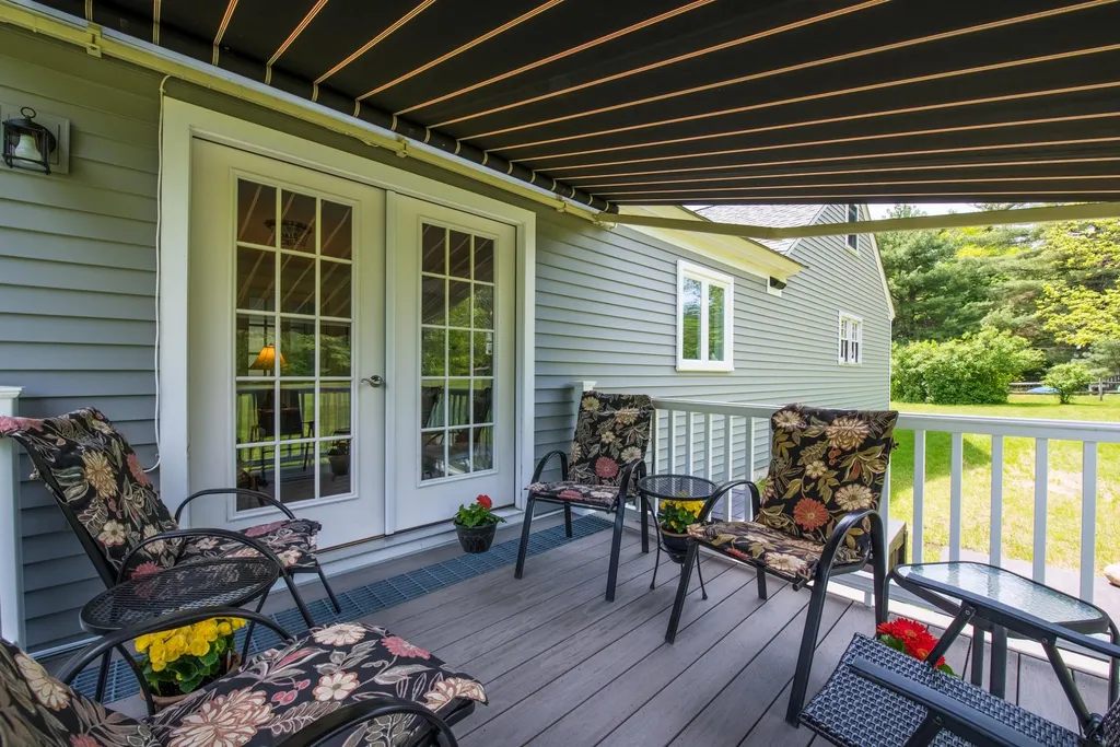 18 Kirtland Street Warner NH 03278