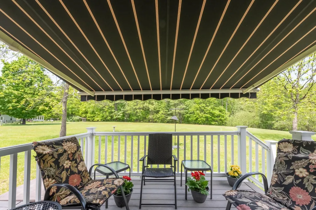 18 Kirtland Street Warner NH 03278