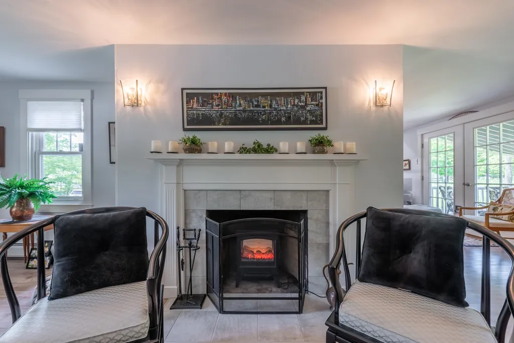 18 Kirtland Street Warner NH 03278