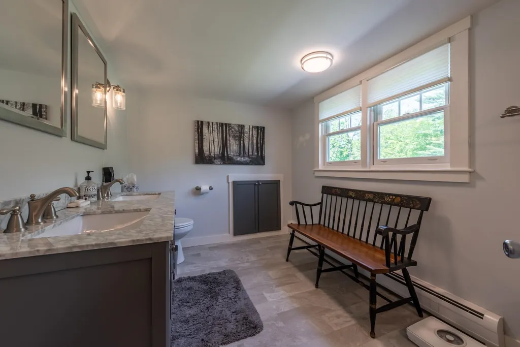 18 Kirtland Street Warner NH 03278