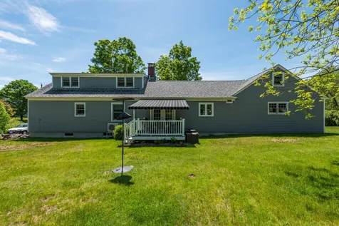 18 Kirtland Street Warner NH 03278