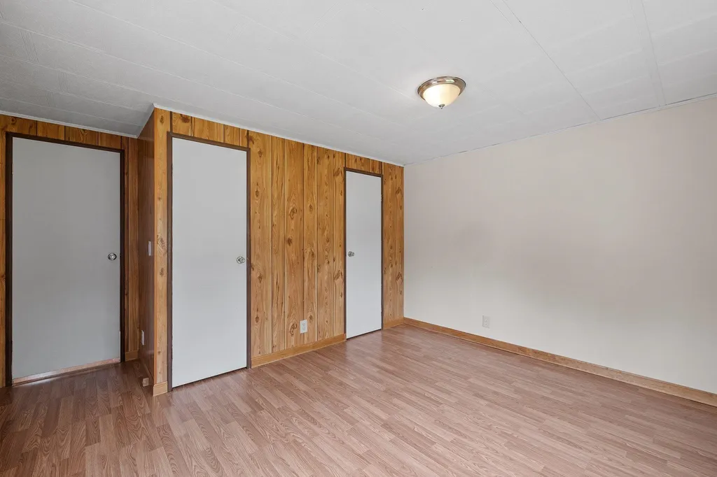 18 Brook Circle Loudon NH 03307