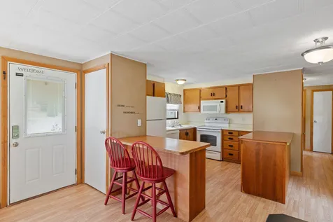 18 Brook Circle Loudon NH 03307