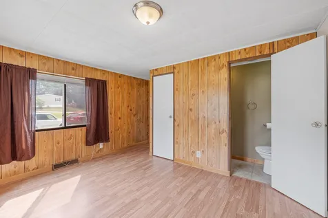 18 Brook Circle Loudon NH 03307