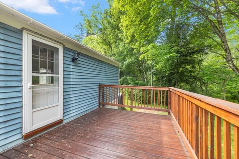 18 Brook Circle Loudon NH 03307