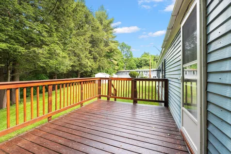 18 Brook Circle Loudon NH 03307
