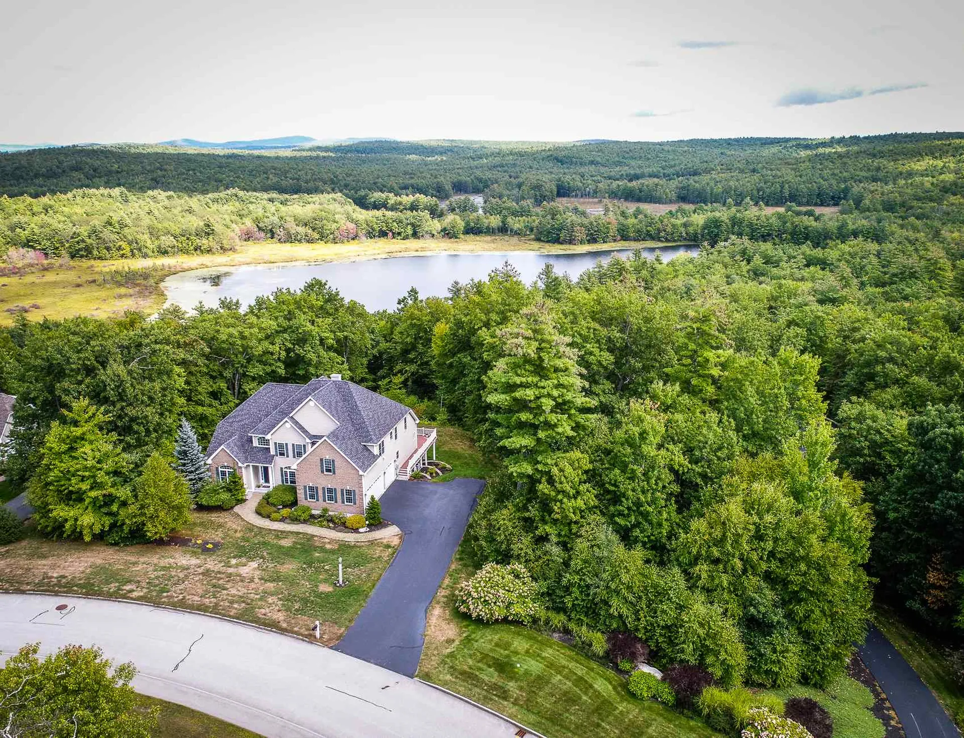 8 Northview Terrace Hooksett NH 03106