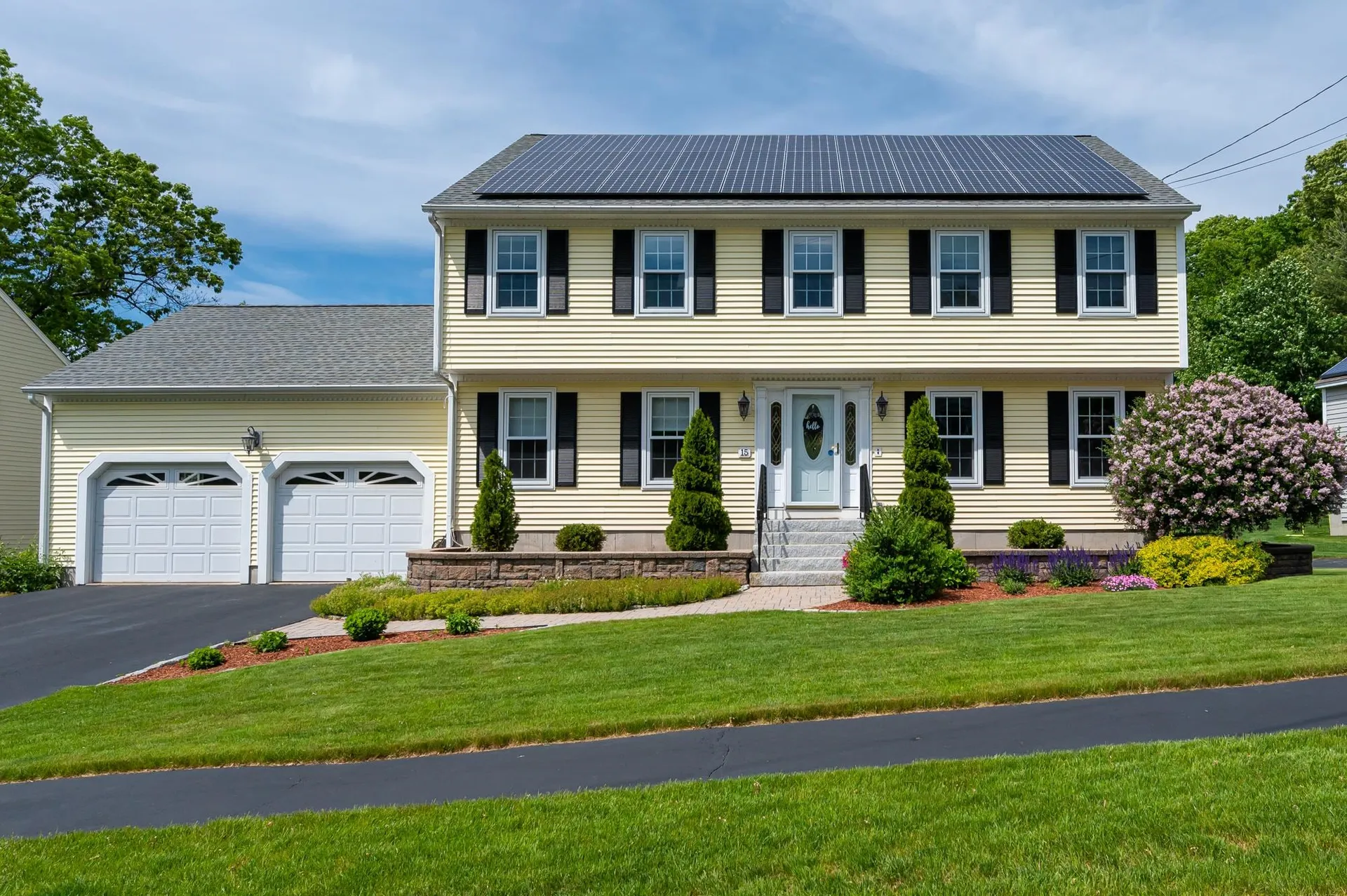 15 Kelly Street Nashua NH 03062