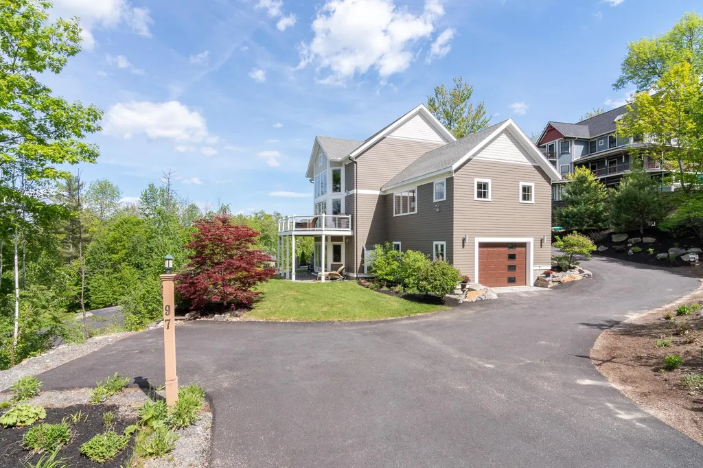 97 Upper Mile Point Drive Meredith NH 03253