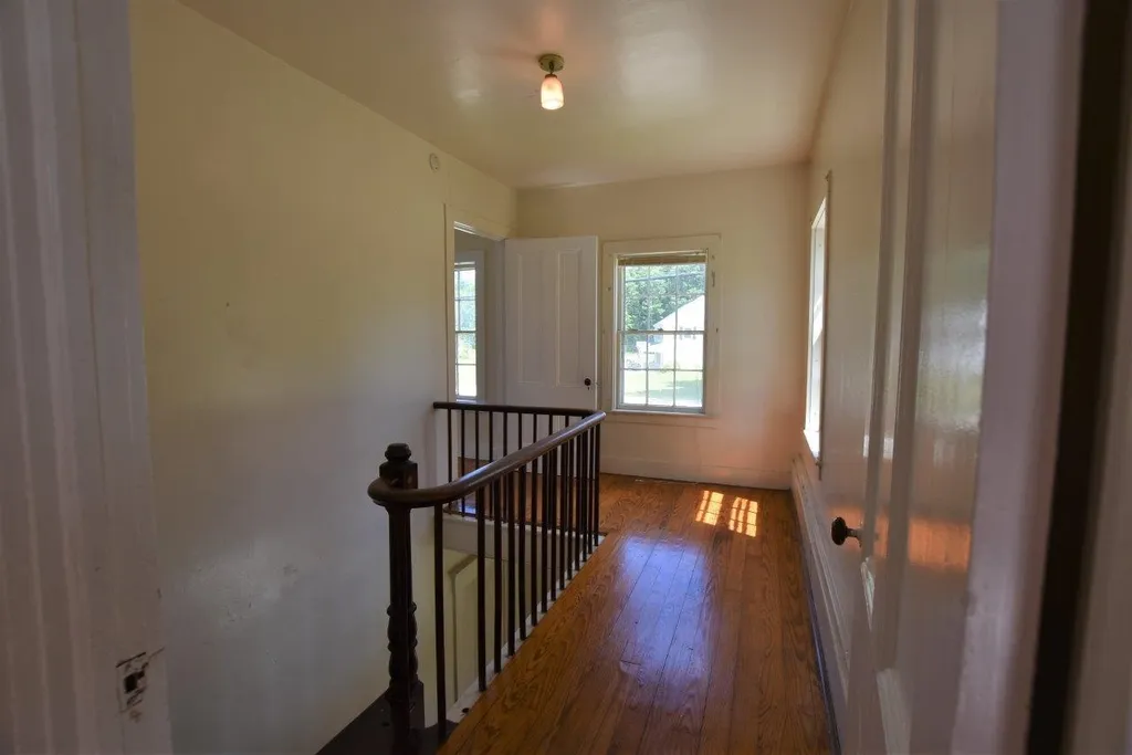 152 W Main Street Hillsborough NH 03244