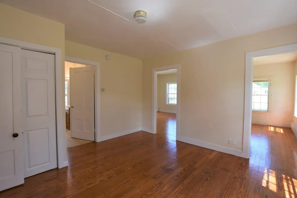 152 W Main Street Hillsborough NH 03244