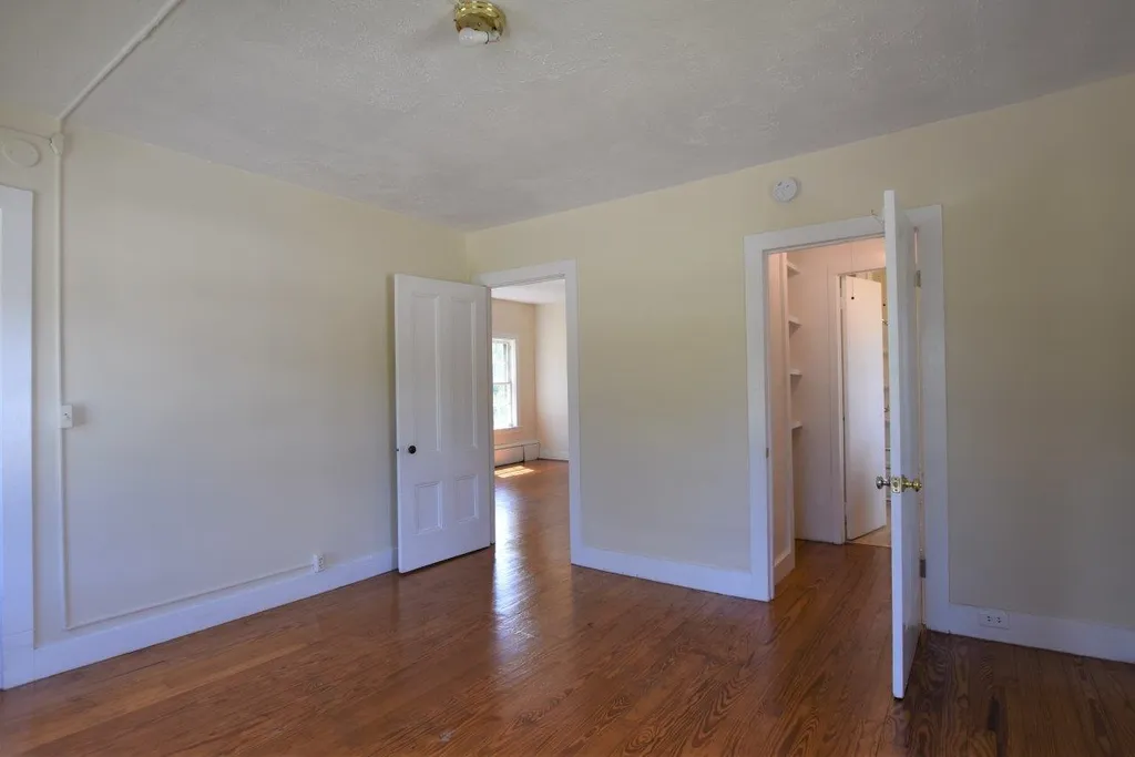 152 W Main Street Hillsborough NH 03244