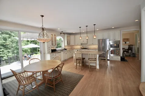 72 Long Hill Road Hollis NH 03049