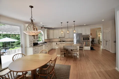 72 Long Hill Road Hollis NH 03049