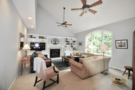 72 Long Hill Road Hollis NH 03049