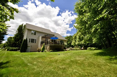 72 Long Hill Road Hollis NH 03049