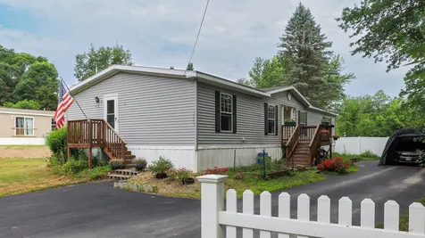3 Mildred Avenue Raymond NH 03077