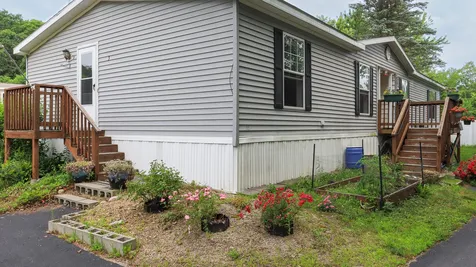 3 Mildred Avenue Raymond NH 03077
