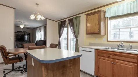 3 Mildred Avenue Raymond NH 03077