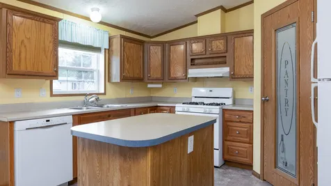 3 Mildred Avenue Raymond NH 03077