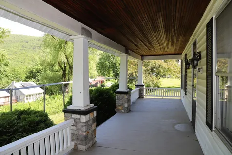 62 Riverside Drive Dummerston VT 05301