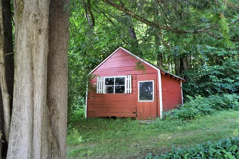 62 Riverside Drive Dummerston VT 05301