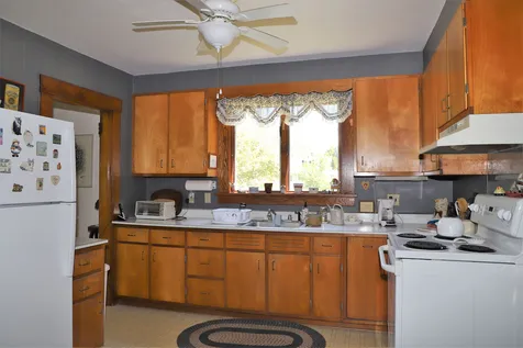 62 Riverside Drive Dummerston VT 05301