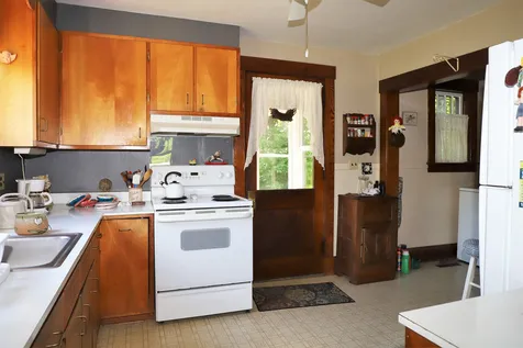 62 Riverside Drive Dummerston VT 05301