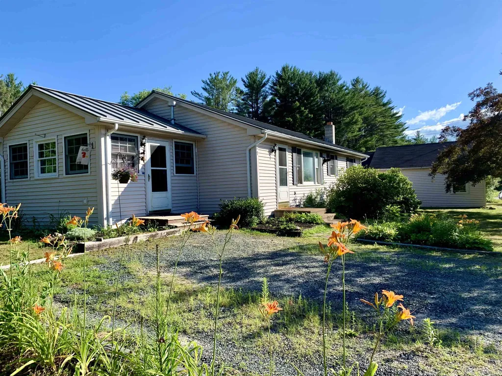 17 Oneil Drive Andover NH 03216