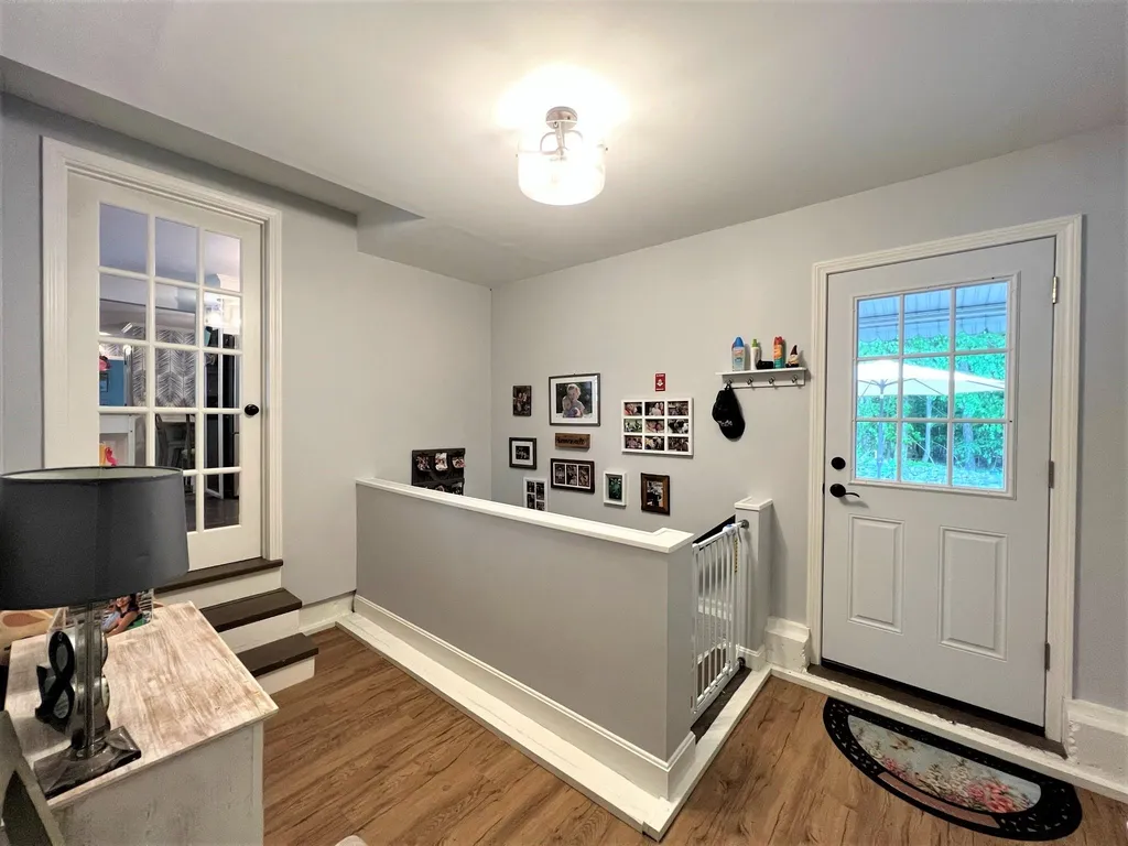54 Harding Road Portsmouth NH 03801