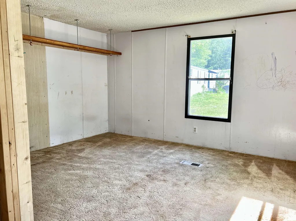 4 Pebblestone Lane Rochester NH 03867