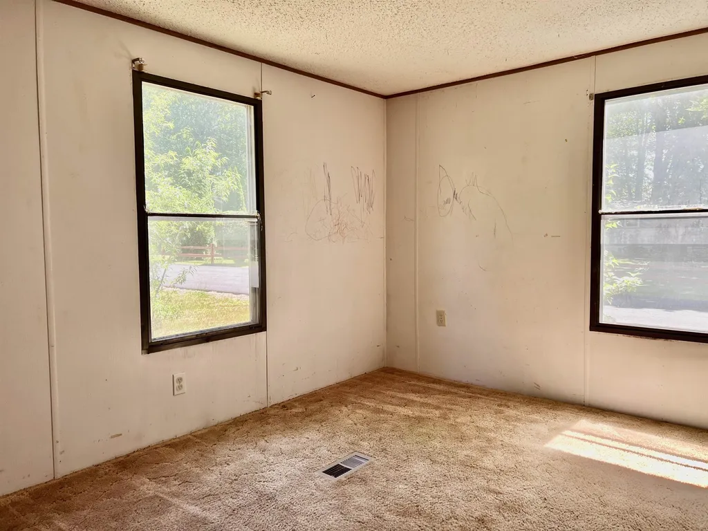 4 Pebblestone Lane Rochester NH 03867