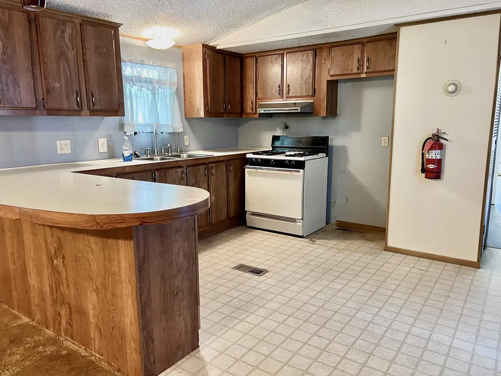 4 Pebblestone Lane Rochester NH 03867