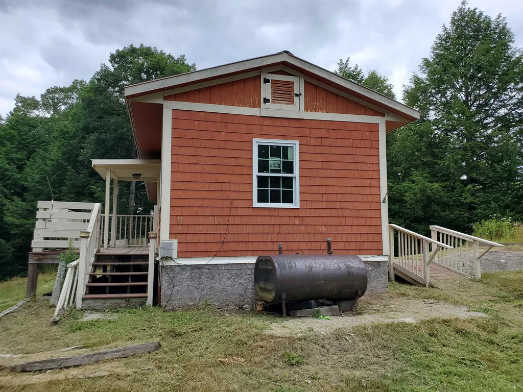 49 Whitcher Road Newport NH 03773
