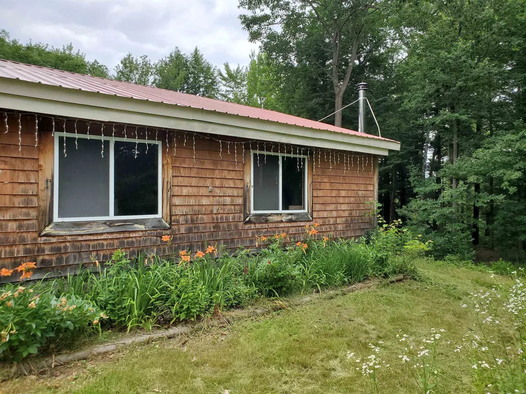 49 Whitcher Road Newport NH 03773