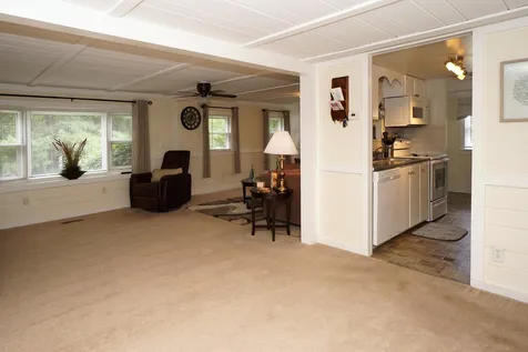 13 Greatstone Drive Nashua NH 03063