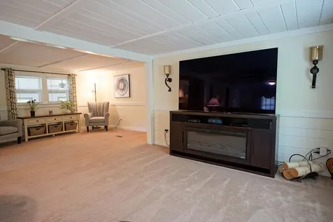13 Greatstone Drive Nashua NH 03063