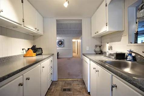 13 Greatstone Drive Nashua NH 03063