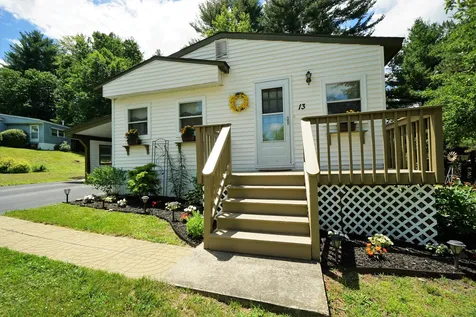 13 Greatstone Drive Nashua NH 03063