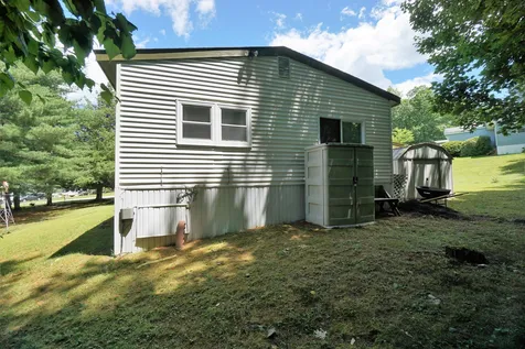13 Greatstone Drive Nashua NH 03063