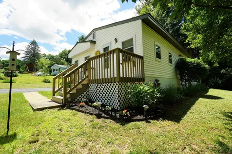 13 Greatstone Drive Nashua NH 03063