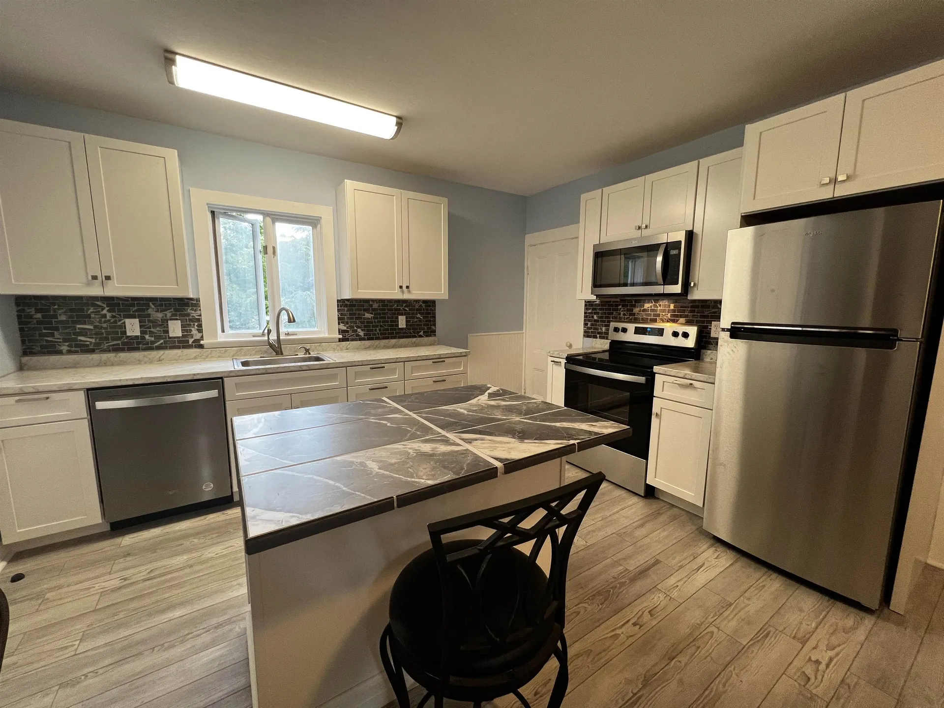 9 Salem Street Exeter NH 03833