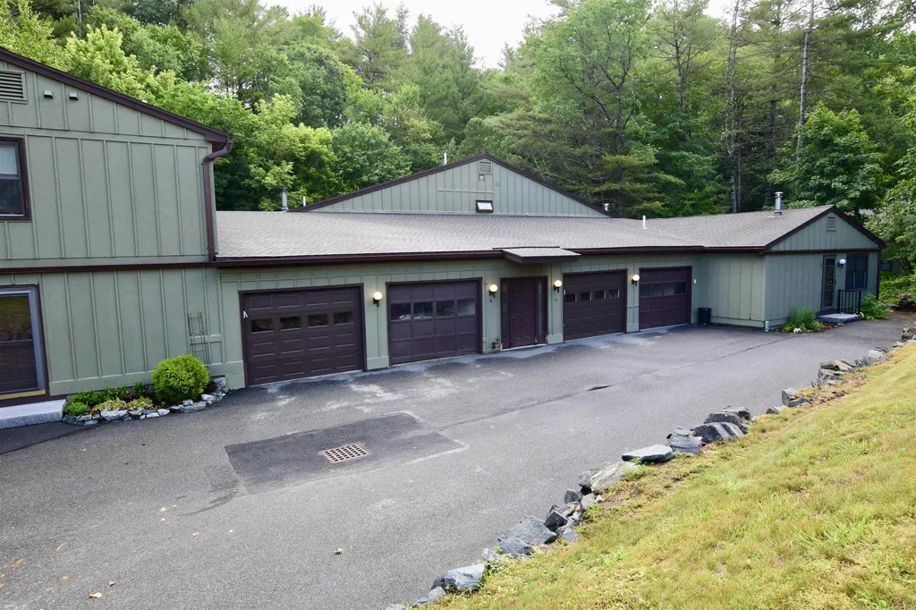32 Floyd Avenue Lebanon NH 03784