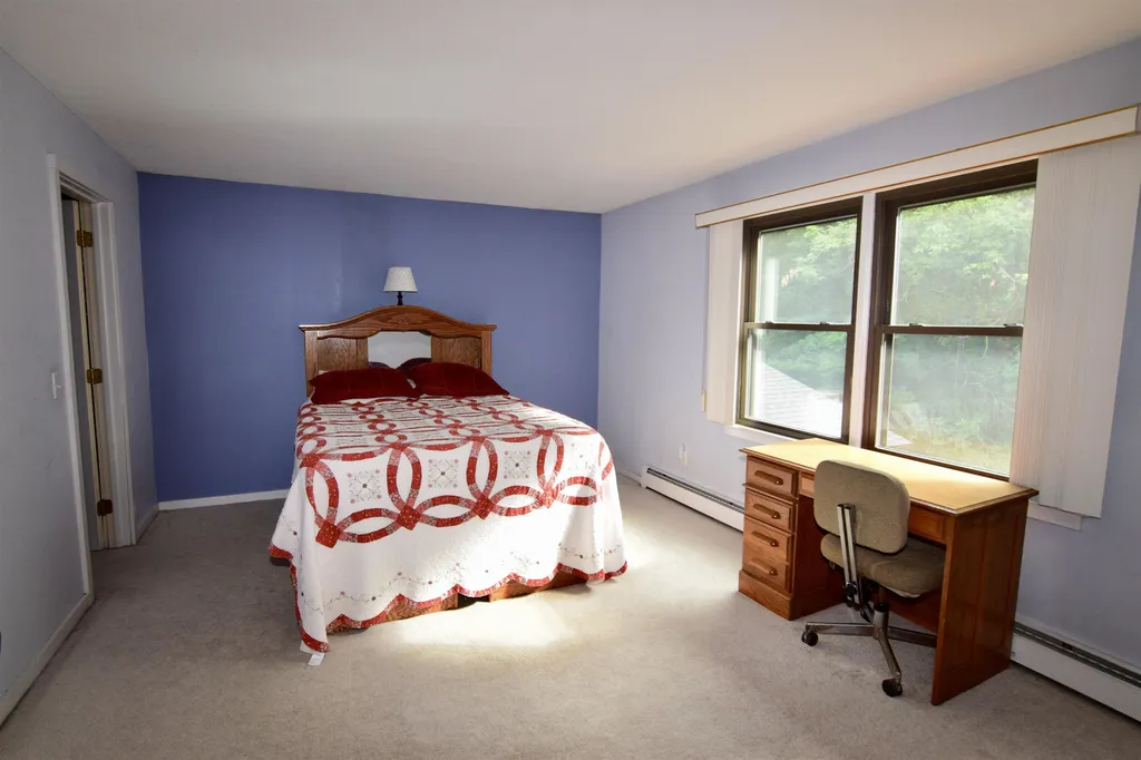 32 Floyd Avenue Lebanon NH 03784