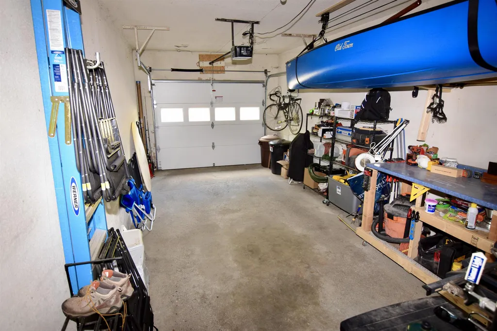32 Floyd Avenue Lebanon NH 03784