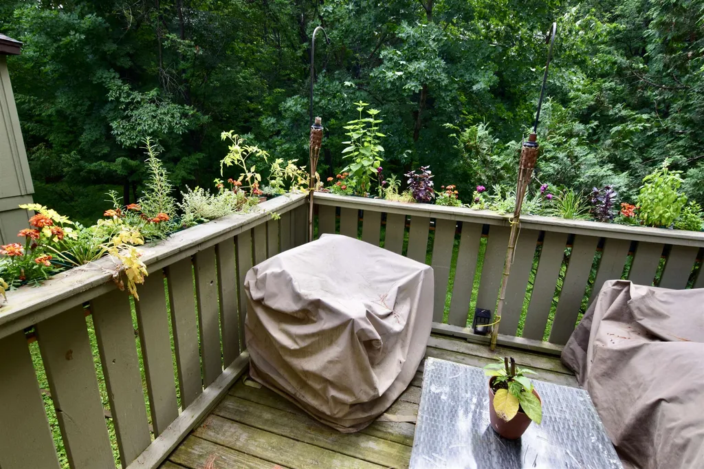 32 Floyd Avenue Lebanon NH 03784