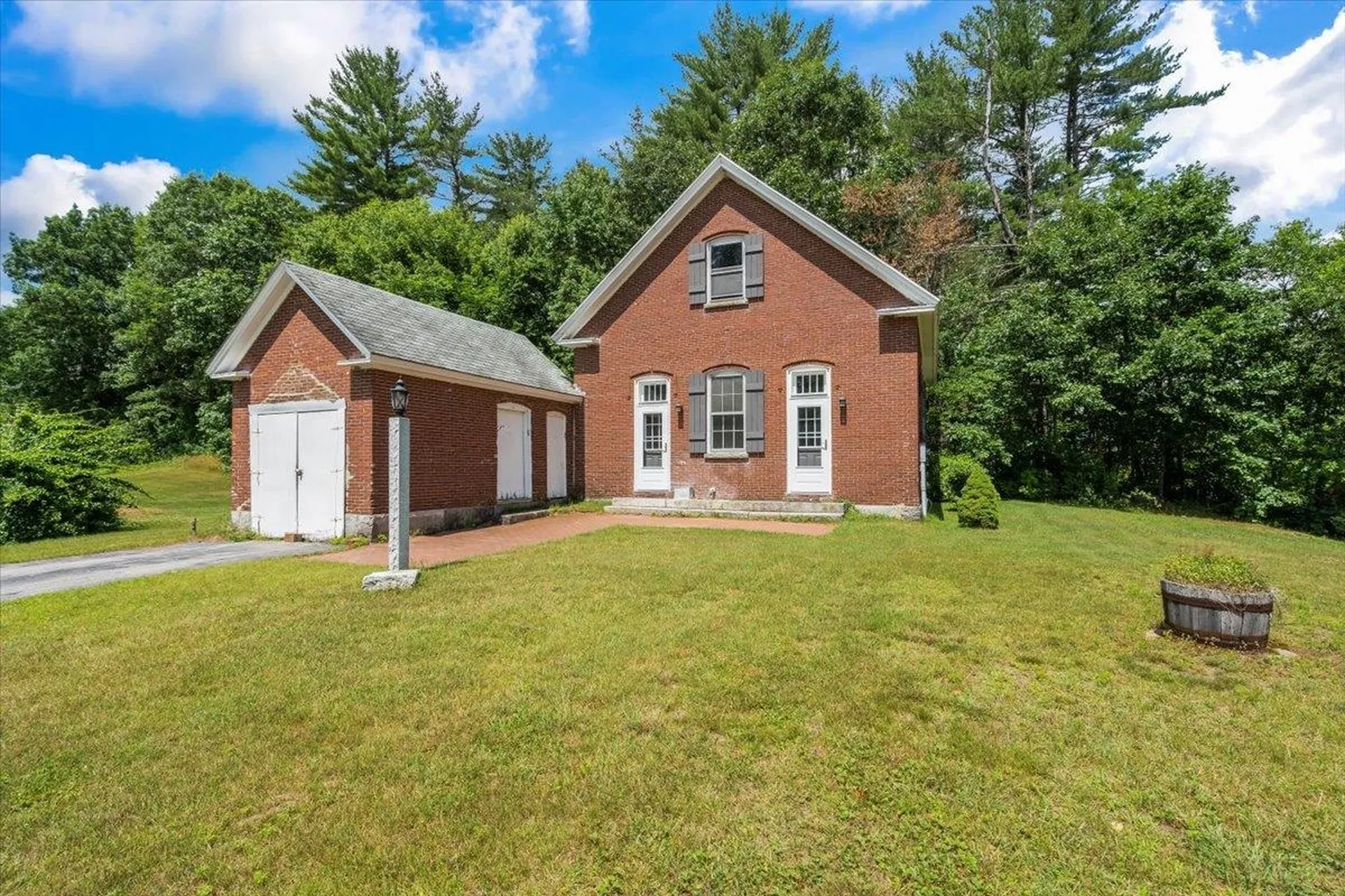 369 Mountain Road Concord NH 03301