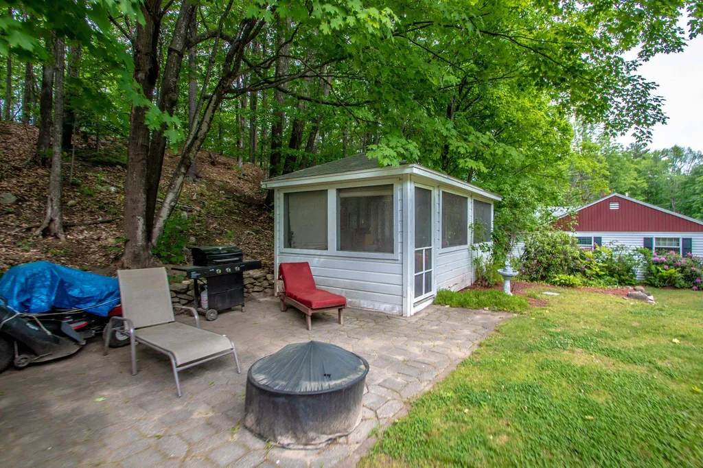 163 Central Street Farmington NH 03835